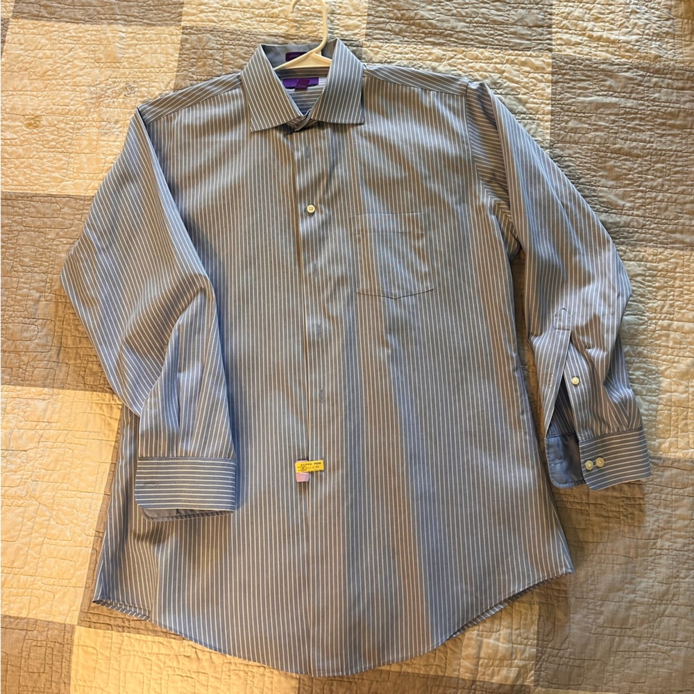 Men’s Large blue and white Button down Dress shirt
